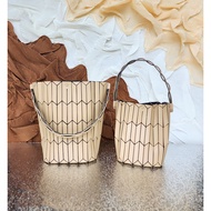 Bao BAO ISSEY MIYAKE Lingge Original Factory October New Vegetable Basket Ethnic Style Bucket Bag Po
