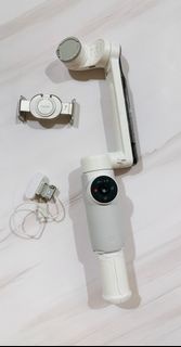 Insta 360 Flow Creator Kit white stabiliser