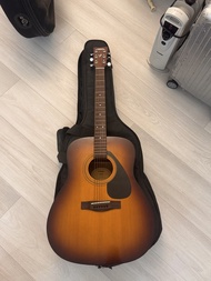 Yamaha F310 Acoustic Guitar with Gig Bag