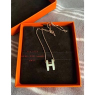 HERMES Hermes Pop mini pendant necklace rose gold