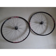 DT SWISS X430 RIMS with XT HUBS and DT REVOLUTION SPOKES Ultralight - SUPER TOUGH