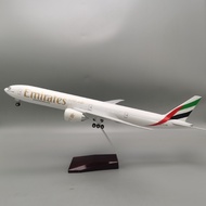 47CM Airplane Model B777 Model Static with Landing Stand Passenger Airplane Model Craft Gift