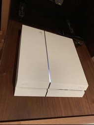 二手商品 PS4 500GB 冰河白 型號CUH-1207A