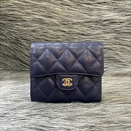 CHANEL AP0231 COCO 閃電紫色荔枝皮金釦 零錢包 短夾 皮夾 錢包 信用夾