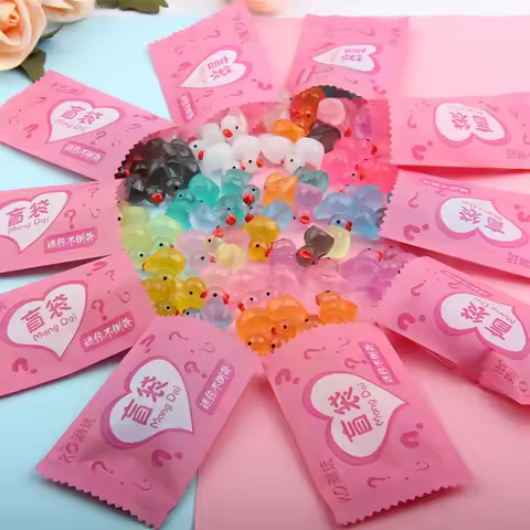 5pcs Cute Mini Luminous Resin Little Duck Toys Surprise Dolls Figures Home Decor Fake Candy Guess Bl