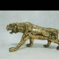 Metal tiger statue