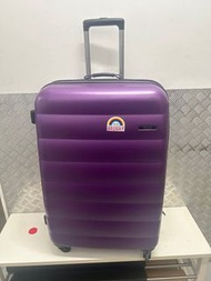 二手系列：90% 新Elle 31吋可擴展大容量行李箱；second hand 90% new Elle 31 inch exandqble luggage