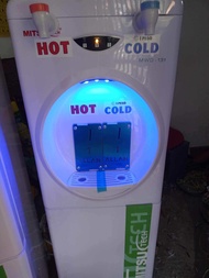 Water Vendo Hot and Cold Brand Piso Tubig Machine with led light