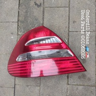 Stop lamp tail light MercedesKiri benz C-Class w211 removed