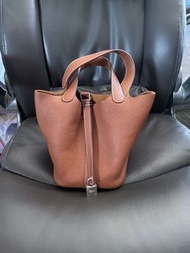 Picotin 18 Gold colour