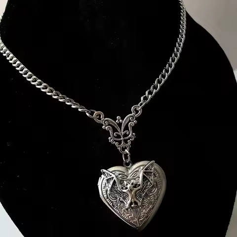 Gothic Bat Locket Necklace,Gothic Jewelry,Gothic Necklace,Bats,Halloween Vampire Party Jewelry,Fit f