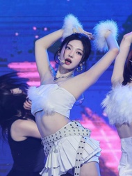 Liu Zhimin Aespa สไตล์เดียวกันเสื้อผ้าเต้นรํา Kpop < Ne1> กลุ่มเสื้อผ้าเกาหลีชุดเต้นรําชุด 2024 ประส