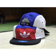 TOPI 5 PANEL ADIDAS BUNGA