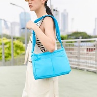 Nylon travel bag in Neon Blue