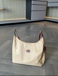 LONGCHAMP 瓏驤 Le Pliage 可調節肩帶拉鍊開合 聚酰胺 手提單肩包 女 米白色