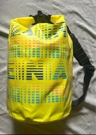 Arena 防水斜孭袋