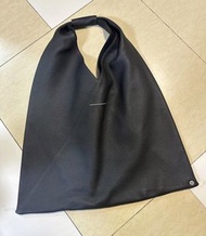 MM6 Maison Margiela 經典三角包