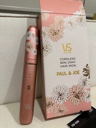 VS Sassoon Paul & Joe Cordless Mini 2-Way Hair Iron