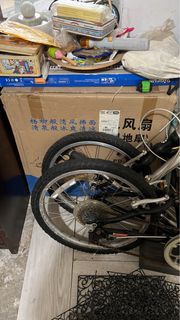 牛角扇黑色