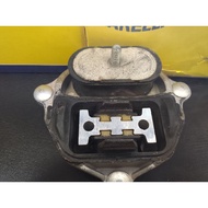 AUDI Q5 EA888 TRANSMISSION MOUNTING