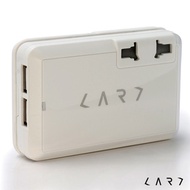 CARD｜CA2 USB 全球旅行充電萬國轉換插座 (白色)