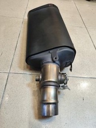 zx6r，13到17年，二手原廠排氣管，k623，驗車用，如照片，板橋區仁化街54號自取，3900元