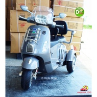 D Kids  รถแบตเตอรี่เด็ก รถเวสป้าเด็ก 2 ที่นั่ง Vespa Sprint  อุปกรณ์ครบ ของเล่น รถมอเตอร์ไซค์แบตเตอร