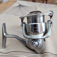 REEL DAIWA EXIST 2506 SECOND LIKE NEW