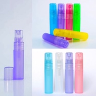 {Pack Of 12} 5 ml Plastic Spray Bottles Portable Nozzle For Alcohol Perfume Liquid 5 Packing Spray.