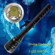 新品潛水手電筒3顆P70大功率趕海水下照明燈 白光 黃光潛水燈