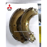 Brake Shoe Rear Brake Pads Mitsubishi Lancer Cedia CS3 CS5 Tromol
