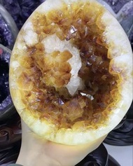黃水晶洞