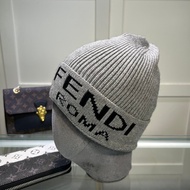 FENDI555 Black Brown FF Classic Knitted Hat