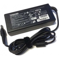 Toshiba A105 A100 L450D L745 L645D C665 M60 M65 P750 PA-1750 19V 3.95A (75W) 5.5 x 2.5mm Notebook Ch