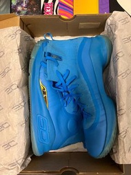 Curry 4 retro US11