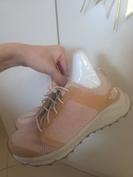 The North Face Vibram Pink Mesh Trainers 行山鞋 運動鞋Size 38