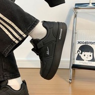 需要預訂回力白鞋