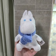 姆明_藍圍巾毛公仔擺件 (Moomin/正版授權/嚕嚕米/Plush)