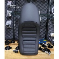 Xsr 155 Retro Leather MBtech Caferacer Motorcycle Seat Cover
