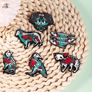 JEREMY1 Halloween Lapel Pins, Punk Spooky Cartoon Animal Brooch, Gothic Alloy Slap-up Clothing Acces