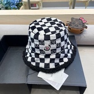 🎁配包裝 Moncler 秋冬新款棋盤格子 雙面漁夫帽 保暖百搭 黑色