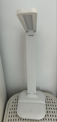USB充電式書枱燈