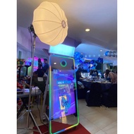 《KL 》Smart 70 inch screen magic mirror photo booth with camera and printer digital interactive mirro