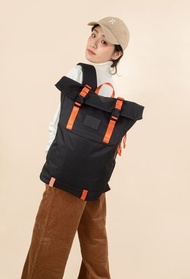 【DOUGHNUT】15吋 防潑水 大後背包 CHRISTOPHER  捲蓋式-黑 TD