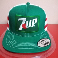 R1-B8-CAP 7 UP TRUCKER 3 LINES CUSTOM PREMIUM