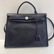 HERMES愛馬仕 herbag31防水布黑銀 外縫線 手提斜挎包