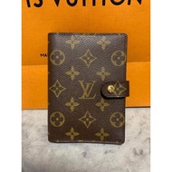 LV Agenda mono     .