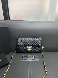 Chanel gold ball mini 
金球黑金cf大mini