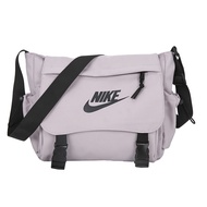 Nike กระเป๋าสลิงคาดอก Messenger Bag  มีช่องใส่ iPad 11” กระเป๋าเอกสาร กระเป๋าสะพายข้า กระเป๋าสะพายข้าง ทรง กระเป๋าผู้ชาย
