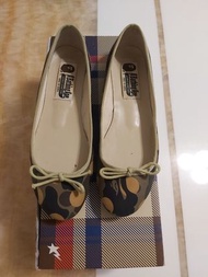 A Bathing Ape 女裝平底鞋